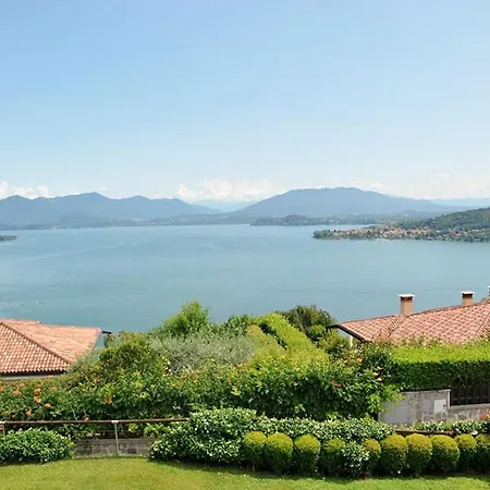 Piantini Sleeps 8 With Pool And Air Con