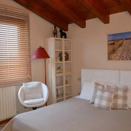 Piantini Sleeps 8 With Pool And Air Con * مييْنا